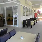 Long Beach Hotel